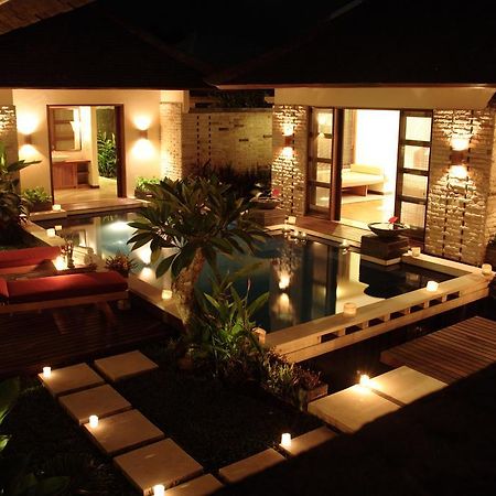 Villa Alex Seminyak Esterno foto